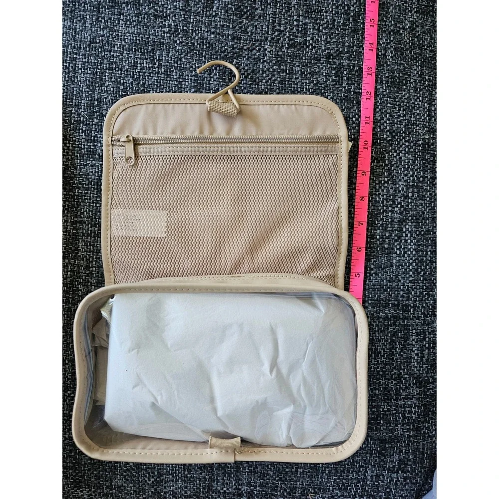 Brightroom Hanging Travel Organizer OS Beige NWT Faux Leather Toiletry Bag